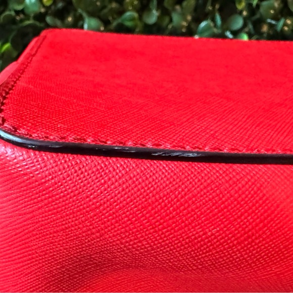 KATE SPADE SMALL SATCHEL HANDBAG W/ SHOULDER LENGTH STRAP - Picture 13 of 16